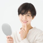 銀歯をセラミックにした女性