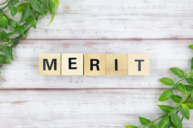 審美歯科で前歯をきれいにするメリットのイメージ