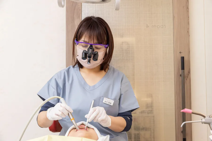 歯科クリニックの専門的なクリーニング